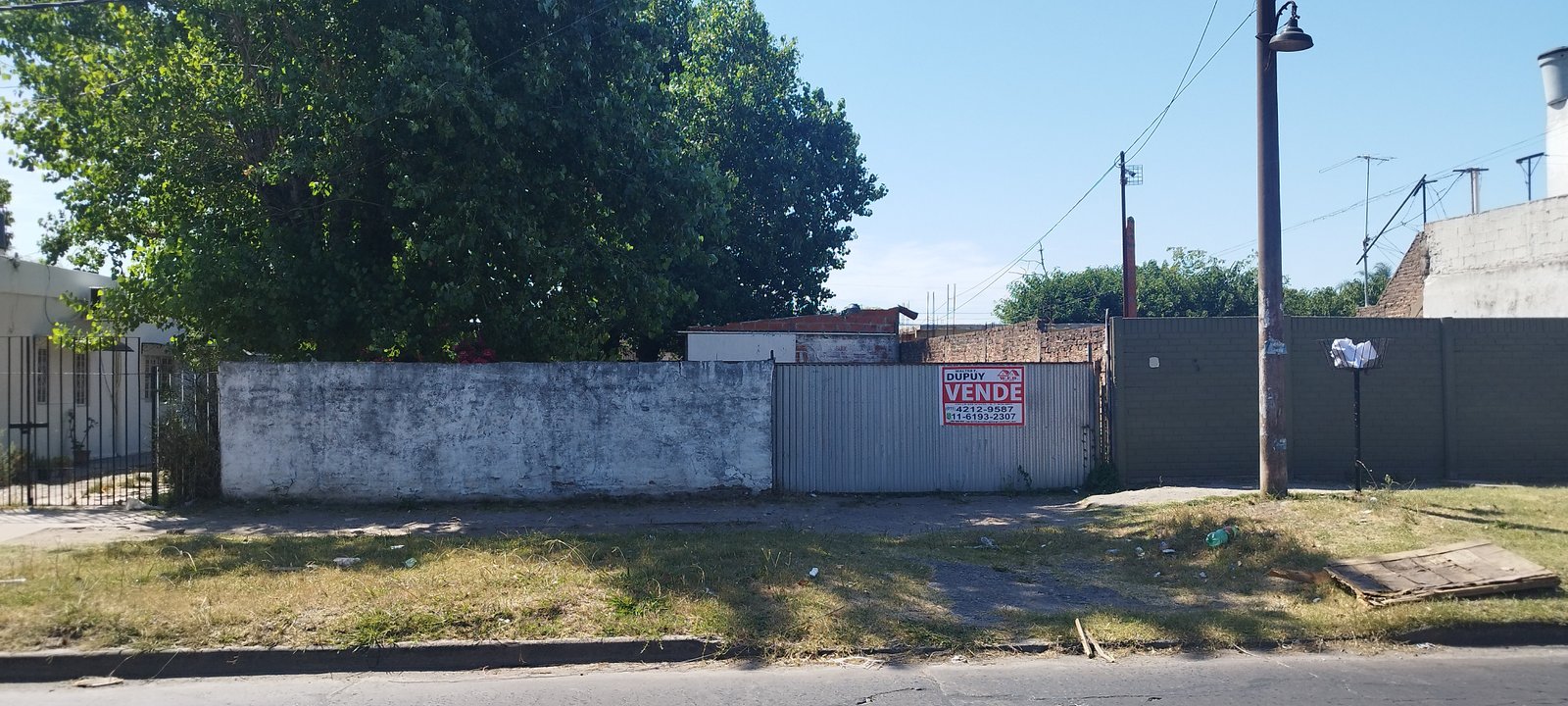 TERRENO sobre 850 en Villa La Florida 