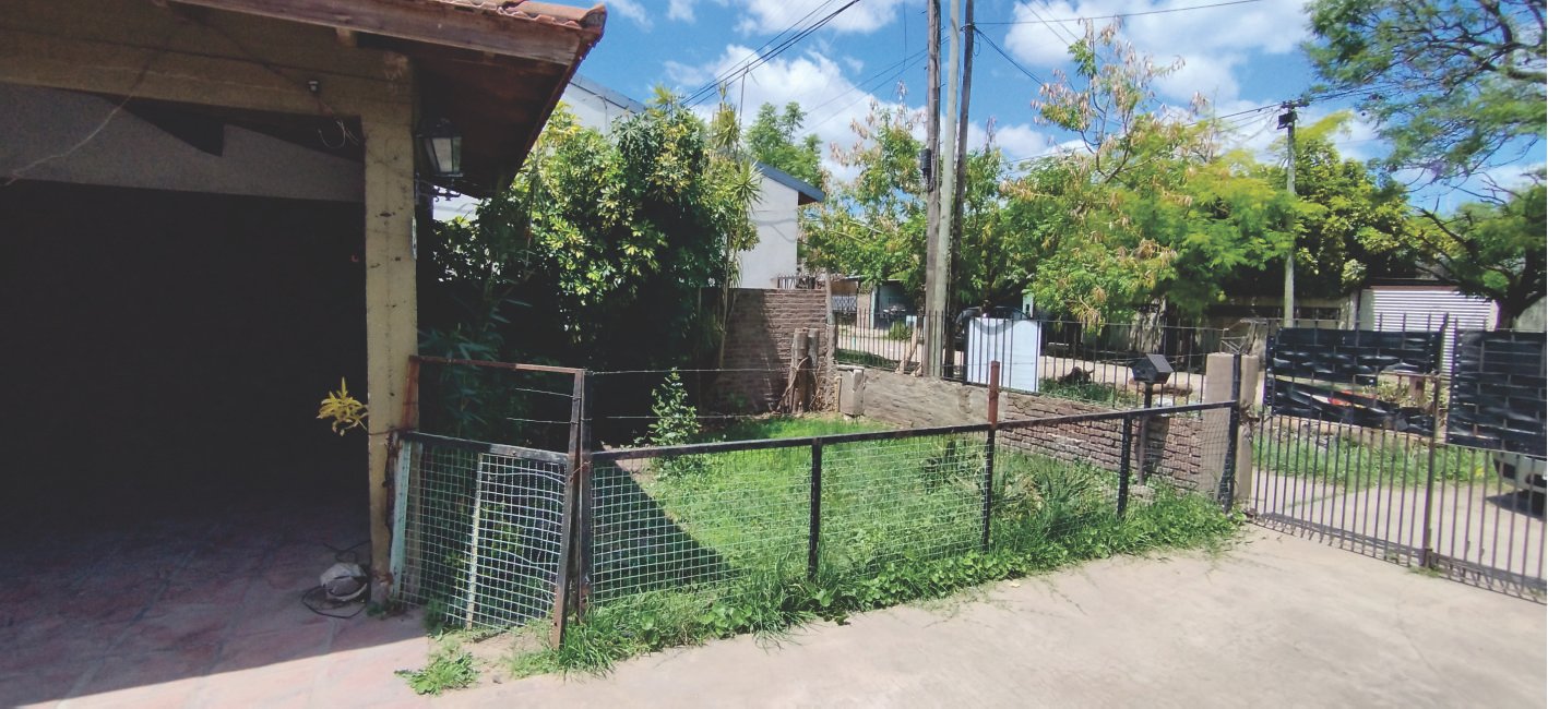 AMPLIA CASA en 836 al 2300